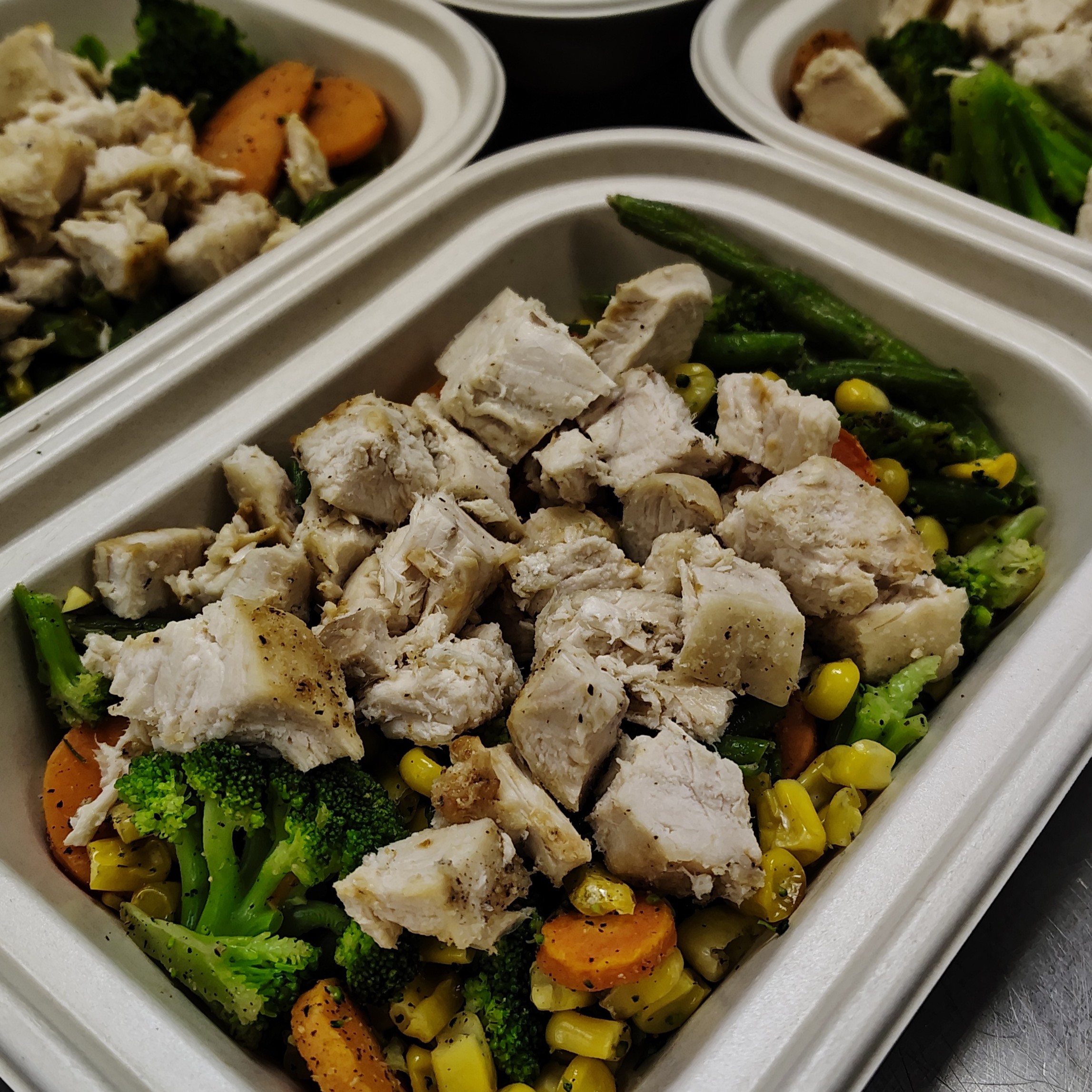 Low Carb Simple Meal Double Mixed Veggies (Mushroom, Chicken, Salmon options)